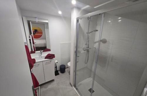 Pin - Vert Galant House | Location au pied du circuit