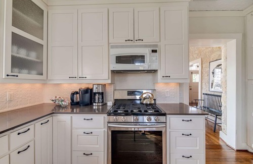 Fredericksburg House | Location! Beautiful Historic Home 2 Blocks Off Main; Firepit and Covered Patios!
