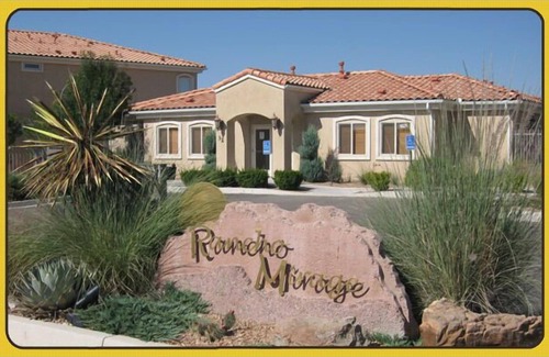 Vista Del Norte Alliance Condo | Location- Centrally Located Condo (Gated) - Sandia Mtn View