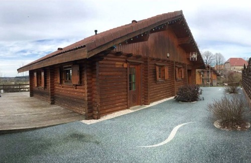 Le Latet Ski Chalet | Location Chalet Jura et Vacances à la Ferme