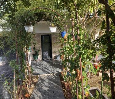 Fontaine Lestang-Bagatelle-Papus-Tabar-Bordelongue House | Location chambre chez Fadila Alouane