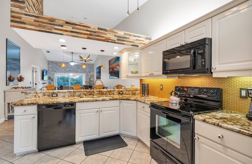 Naples Apartment | LOCATION, COMMUNITY, QUALITY LIVING. IT STARTS HERE! FALLING WATERS BEACH RESORT