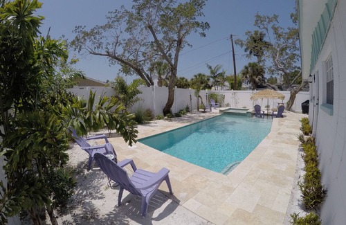 Anna Maria House | LOCATION, COMPLETE REHAB 1/1. Great pool, close to beaches, twin family rooms!