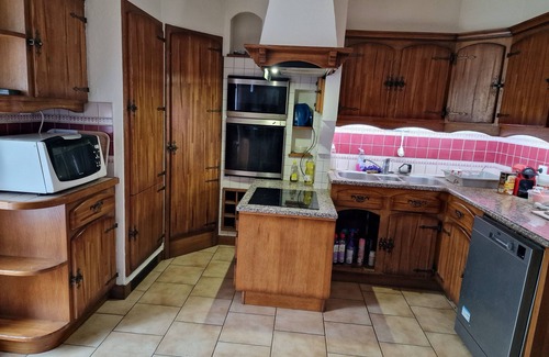 Peron Bed & Breakfast | Location de Villa de 4 Chambres Pour Courtes Durées
