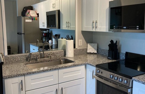 Steinhatchee Condo | LOCATION! FISHING & SCALLOPING! MINUTES TO GULF!