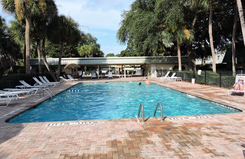 Hilton Head Island House | LOCATION, LOCATION, LOCATION! Lovely Townhome on S. Forest Beach Dr.