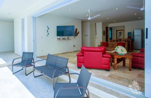 Centro - Supmza 001 Condo | Location, Location, Location.