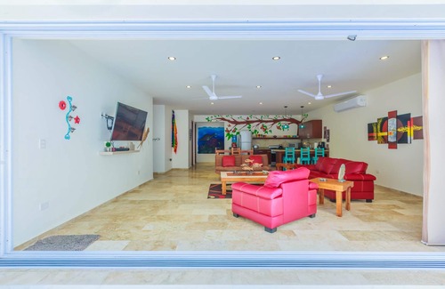 Centro - Supmza 001 Condo | Location, Location, Location.