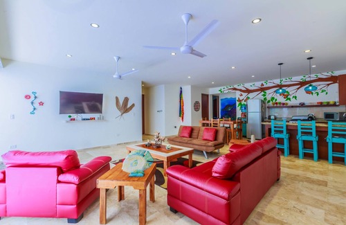 Centro - Supmza 001 Condo | Location, Location, Location.