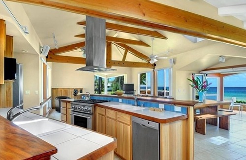 Poipu House | LOCATION! LOCATION! LOCATION!nBoogie Board at Brennecke's Beach!
