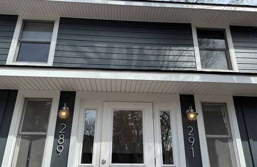Water Hill House | Location, Location - Modern Waterhill Living