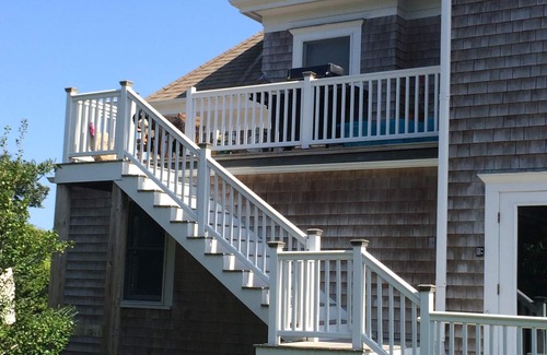Chatham Condo | Location Location! Perfect 2-Bedroom Condo On Main Street In Chatham