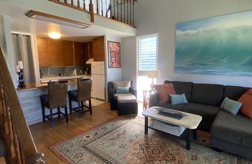 Kahuku Condo | Location, location! Split AC System throughout ENTIRE condo! Legal Rental!