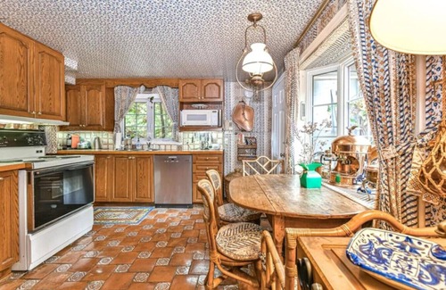 Sainte-Ann-des-Lacs House | Location mensuelle - Chalet au bord du lac Marois