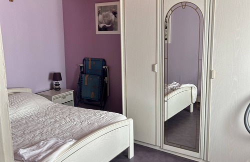 Saint-Pair-sur-Mer Bed & Breakfast | Location Maison Vacances Tout Confort 700 m de la Plage Proches Commerces
