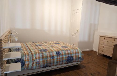Poncin Apartment | Location maison de bourg