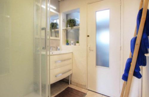 Reze Apartment | Location Meublée 8 Personnes - Proche Trentemoult