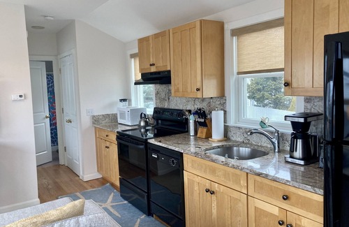 Provincetown Condo | LOCATION! PARKING! West End, 1 Bedroom Condo, AC, W/D, Balcony