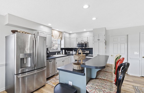 Ocean Isle Beach House | Location! Pool Access and Quick Easy Direct Beach Access. Rent Sunday to Sunday