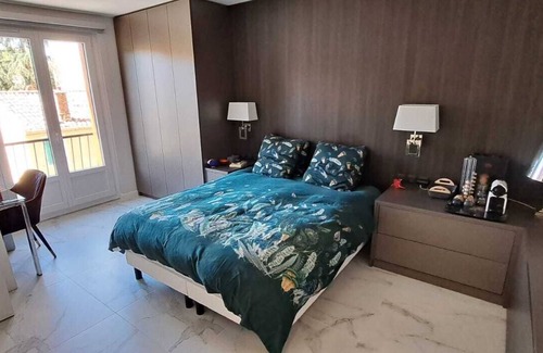 Sud Apartment | Location T3 Standing