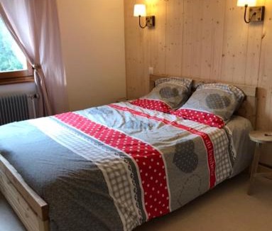 Besse-et-Saint-Anastaise Apartment | Locations de la cascade 4 personnes