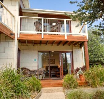 Port Campbell Hotel | Loch Ard Motor Inn