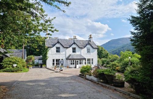 West Laroch Hotel | Loch Leven Hotel & Distillery
