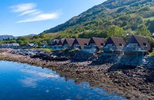 Kentallen House | Loch Linnhe Waterfront Lodges with Hot Tubs