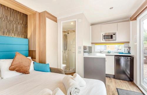 Fort Augustus Other | Loch Ness Highland Resort Micro Lodges - Double Room