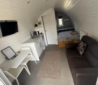 Fort Augustus Apartment | Loch Ness Pods