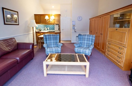 Kinloch Rannoch Apartment | Loch Rannoch Highland Club studio 4