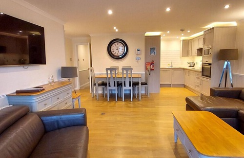 Kinloch Rannoch Condo | Loch Rannoch Highland Club, Pine Martin Lodge 3