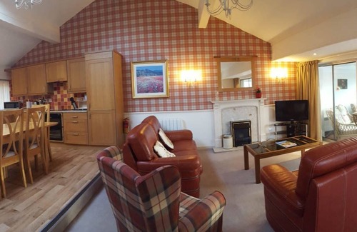 Kinloch Rannoch Cottage | Loch Rannoch Highland Lodge (44) - Retreat Group