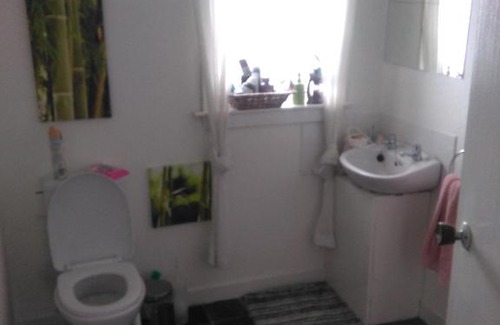 Lewis and Harris Bed & Breakfast | Loch Side B&B