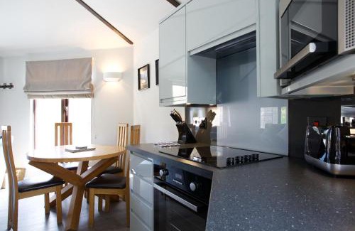 Bruichladdich Resort | LOCH TAY HIGHLAND LODGES and GLAMPING PARK