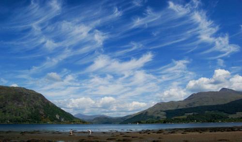 Taynuilt Ski Chalet | Loch View