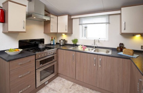 Taynuilt Ski Chalet | Loch View - luxury cabin with spectacular alpine and loch views