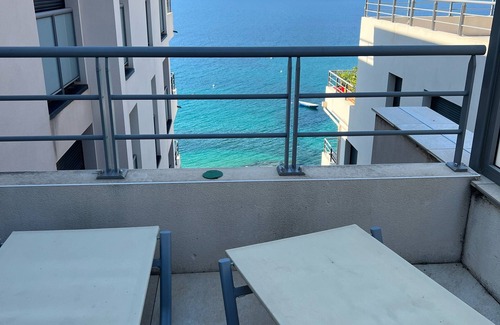 Propriano Apartment | Locigo- T3 VUE MER Pied Dans L'eau