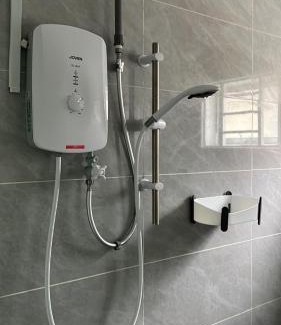 Daerah Kulai House | Lock homestay