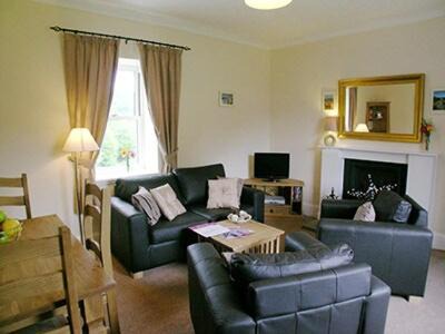 Fort Augustus House | Lockside Lower Flat