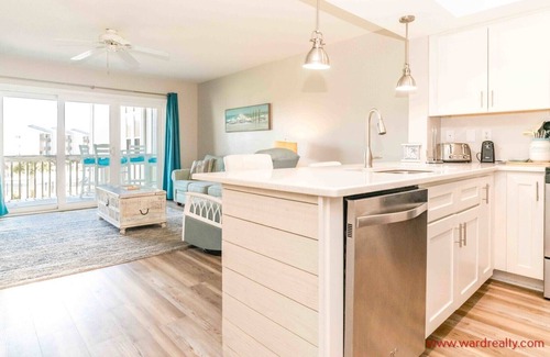 Surf City Condo | Loco M'Ocean - Ocean View Condo - Community Pool - Sleeps 5