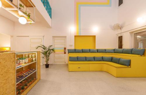 Indiranagar Hostel | Locul Midtown-Indiranagar