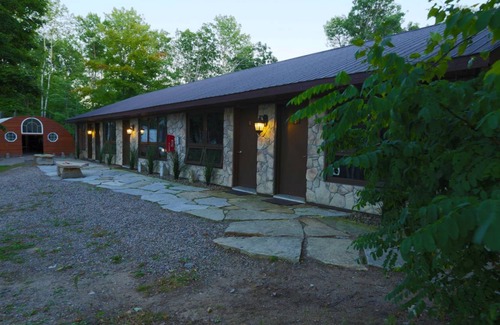 Hastings Highlands Cabin | Lodge ∙ 1 bedroom ∙ 2 guests