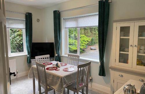 Castlebridge Cabin | Lodge ∙ 2 bedrooms ∙ 4 guests