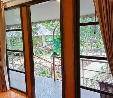 Khlong Sok Cabin | Lodge ∙ 5 guests