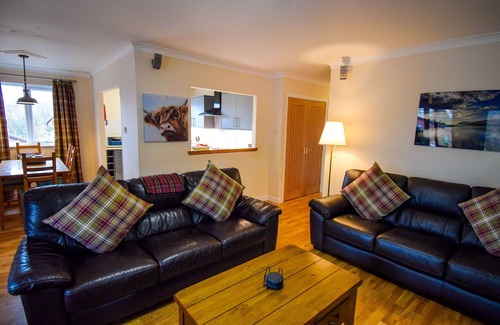 West Laroch Ski Chalet | Lodge 5 - sleeps 6 guests in 3 b3drooms