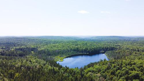 Madawaska Cabin | Lodge at Madawaska Ideal for Groups and hiking
