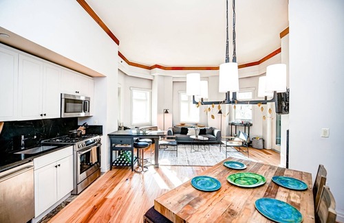 Stowe Area Condo | Lodge at Spruce Peak! Amazing 2 BR ! Ski In-Out!