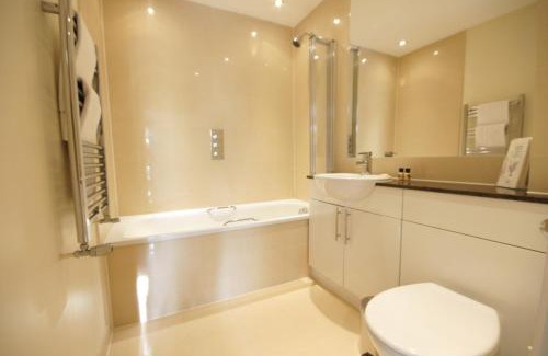 Palmers Green Apartment | Lodge Drive Serviced Apartments