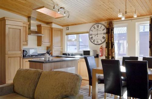 Dinnet House | Lodge E- Uk33091